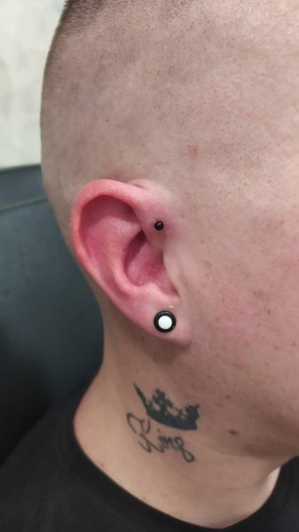 forward helix piercing