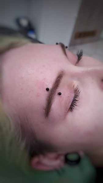 exebrow piercing